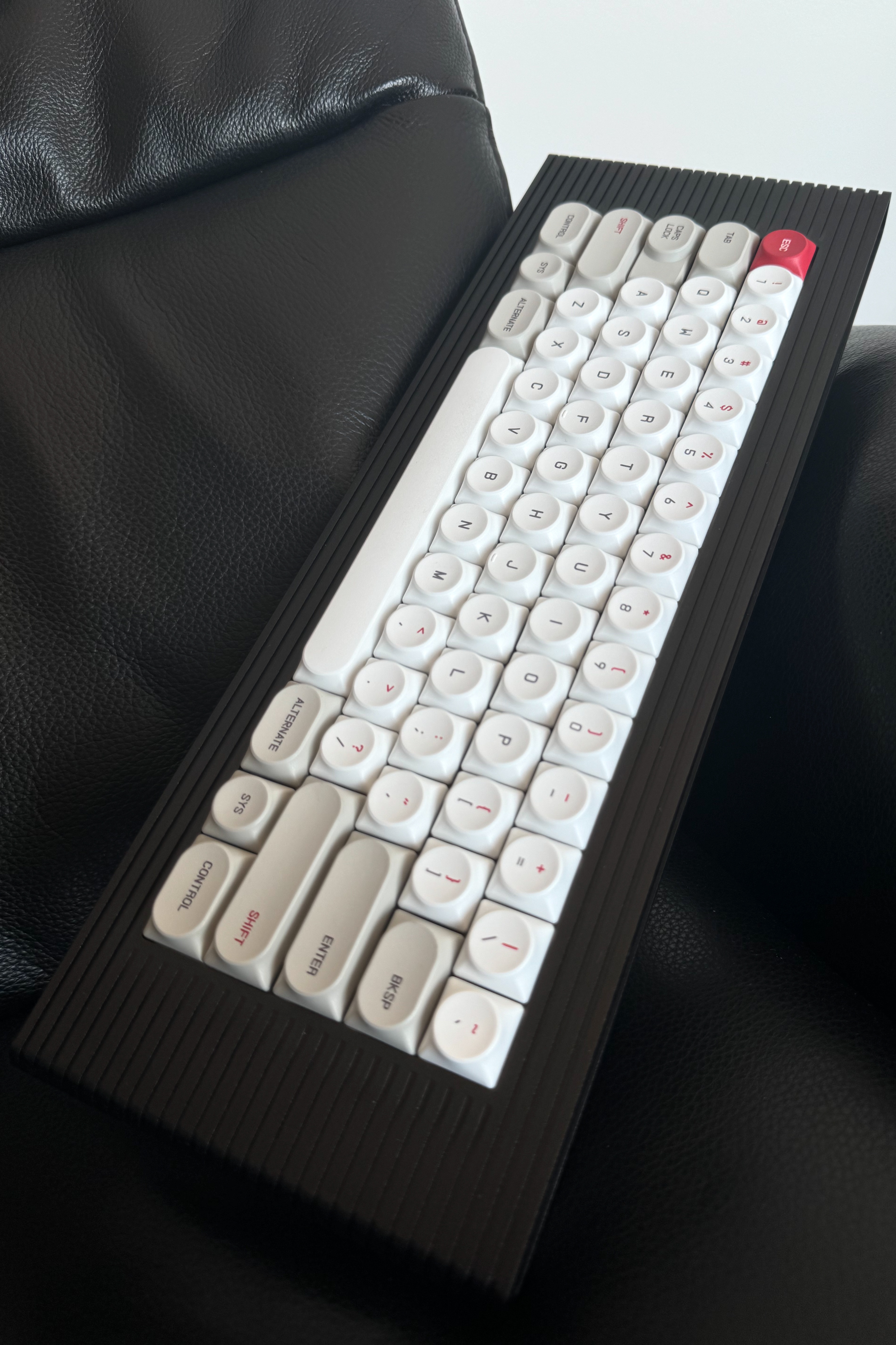 KBD2600 image 2