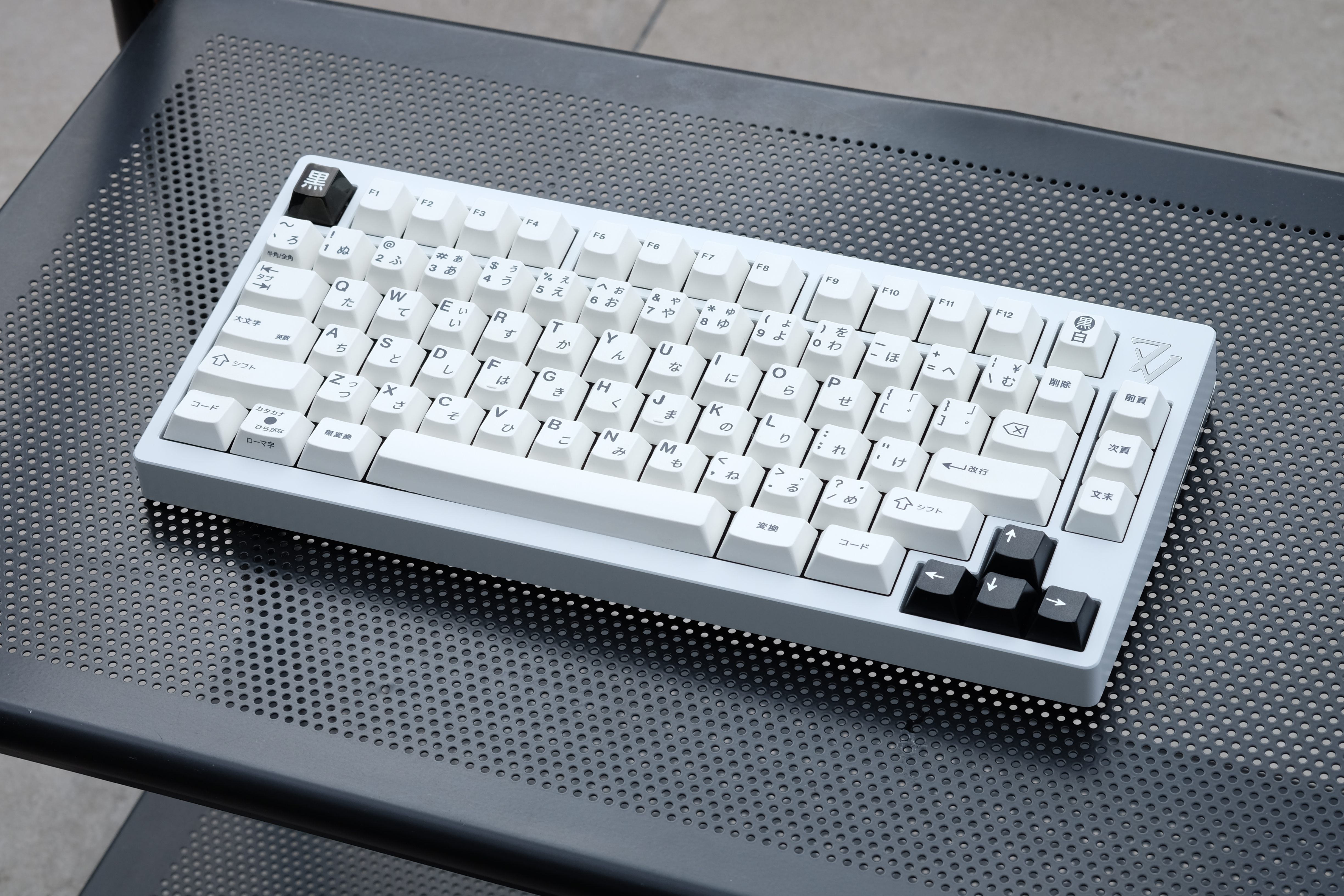 7V - 75% Keyboard by gok (COMPLETED) image 31