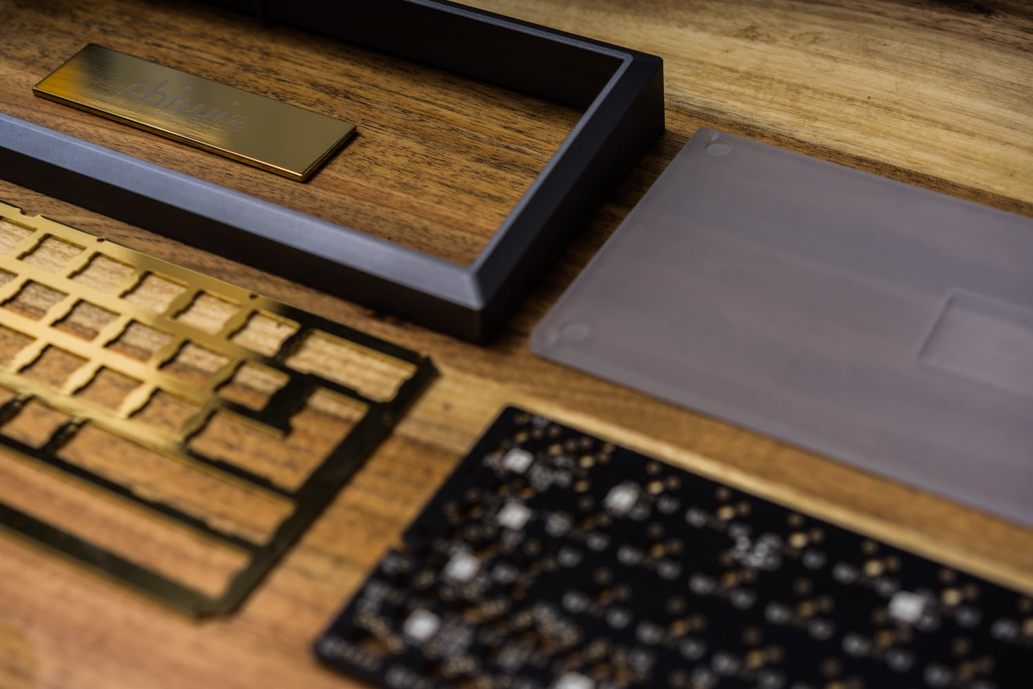 Chiwi60 kit w/ brass plate [under glow][Non-floating 7 deg] - Shipping image 3
