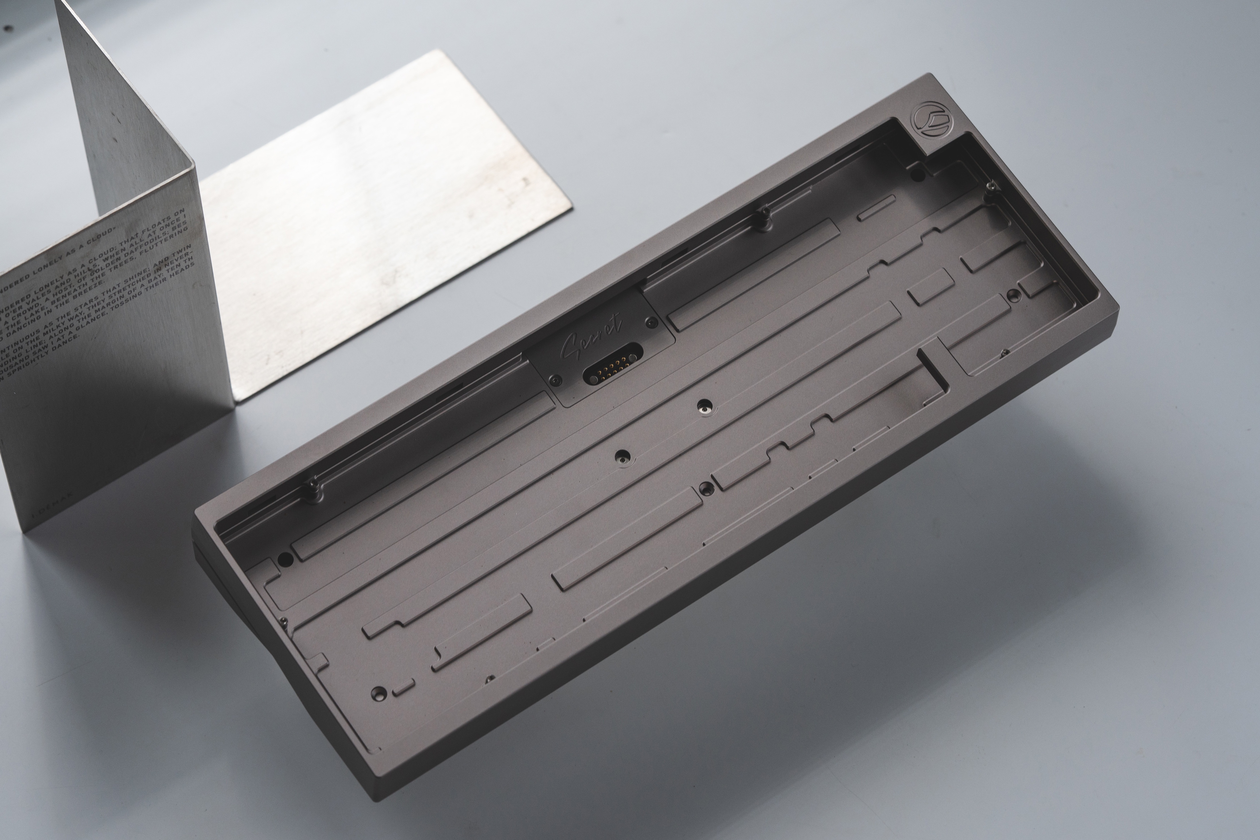 [IC2.0] The Secret - A 65% board with dual-sided weight image 9