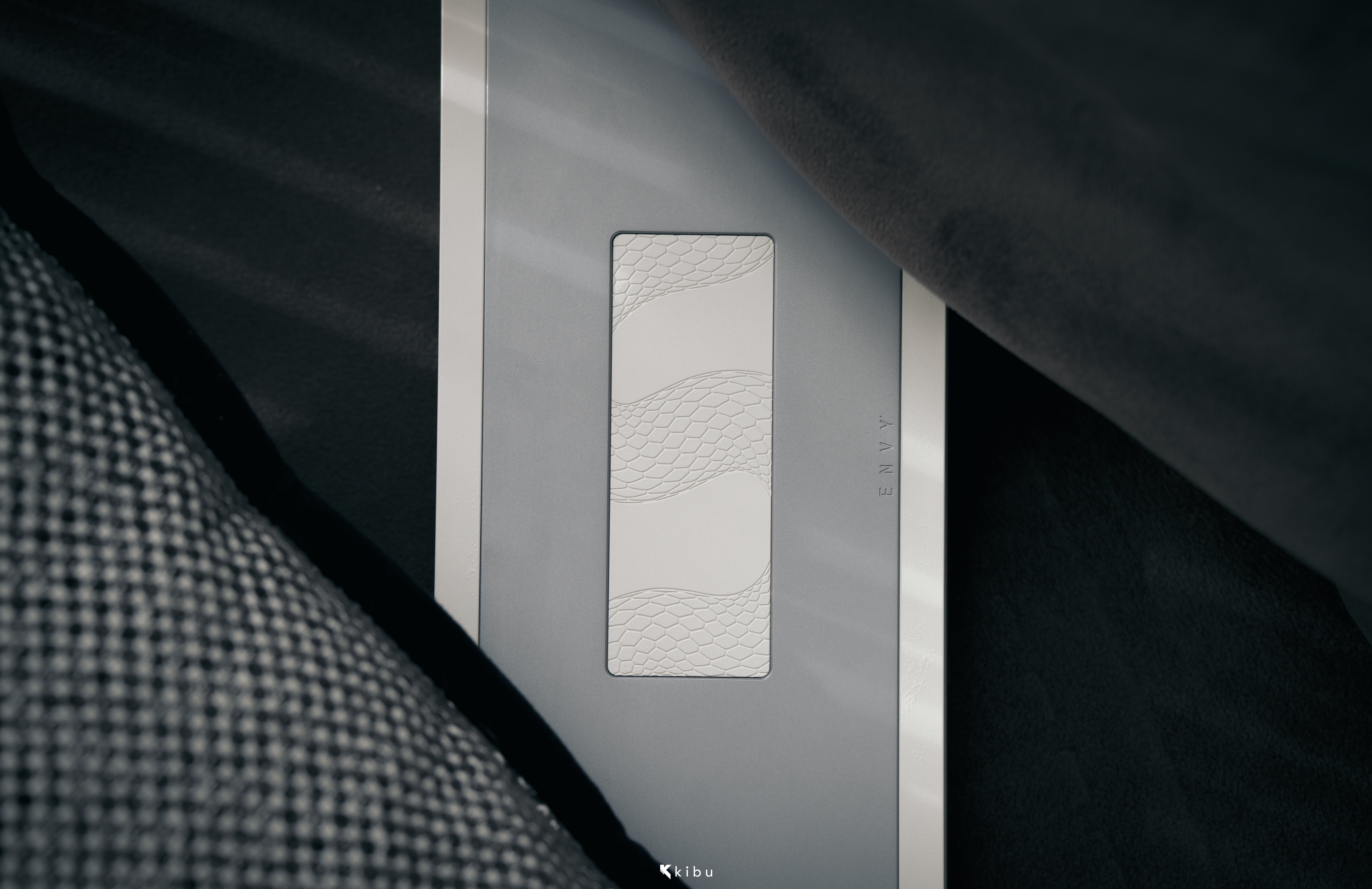 ENVY - 65% by Saab x Moon image 5