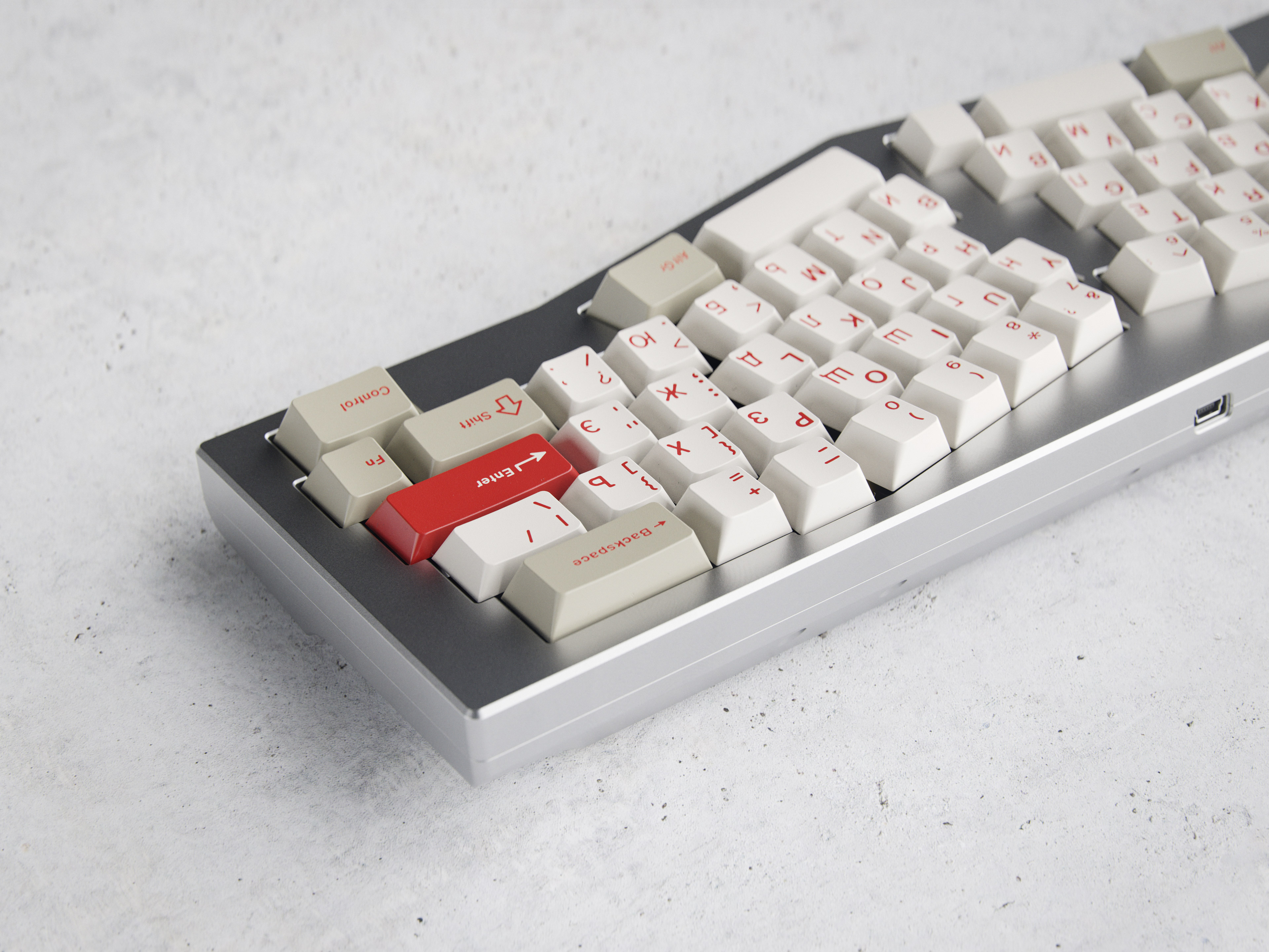 GMK Red Alert - shipping confirmed Jan/Feb 2023! image 16