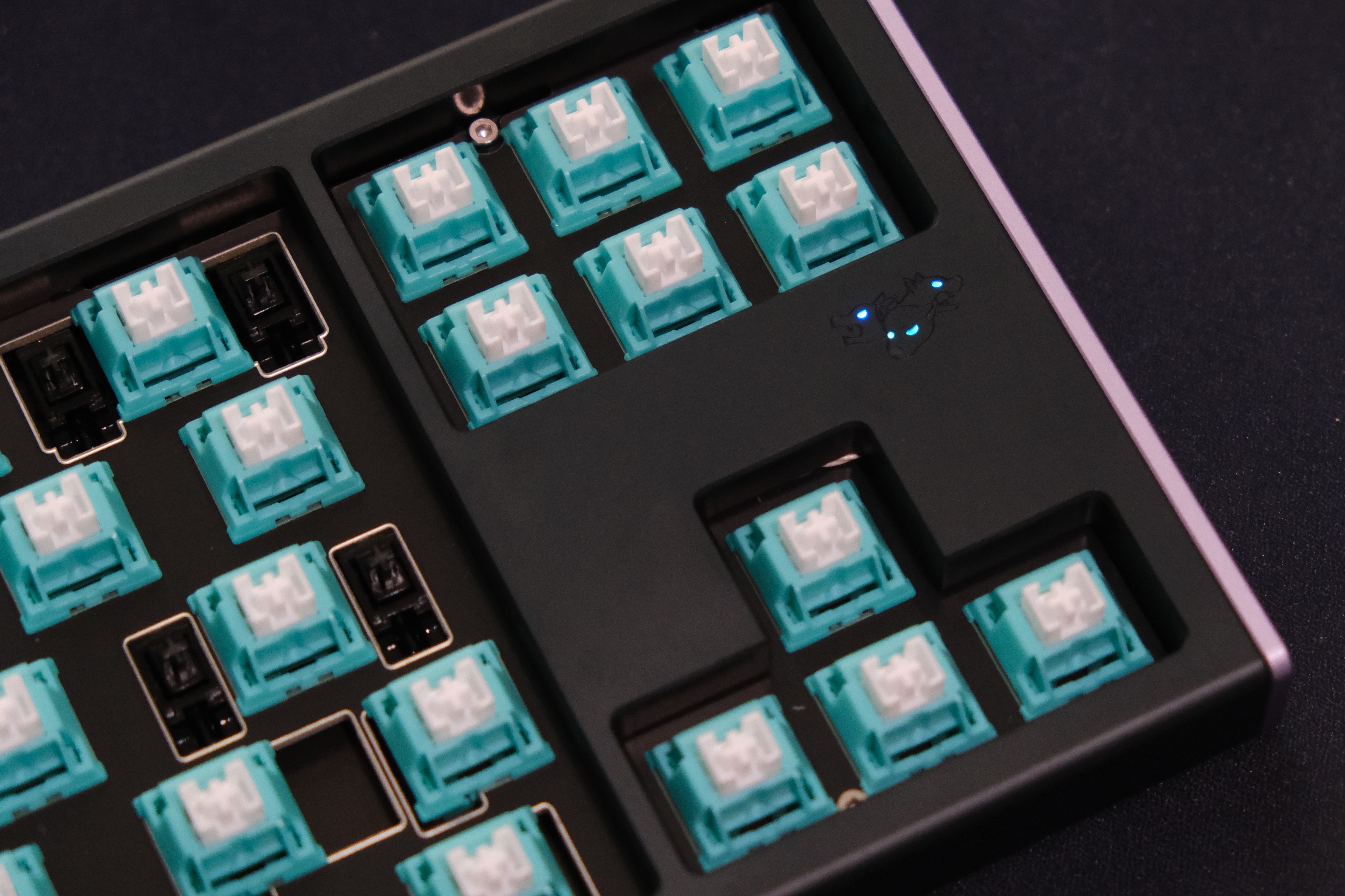 Cerberus FRL TKL Keyboard - With Glowing Eyes! image 6