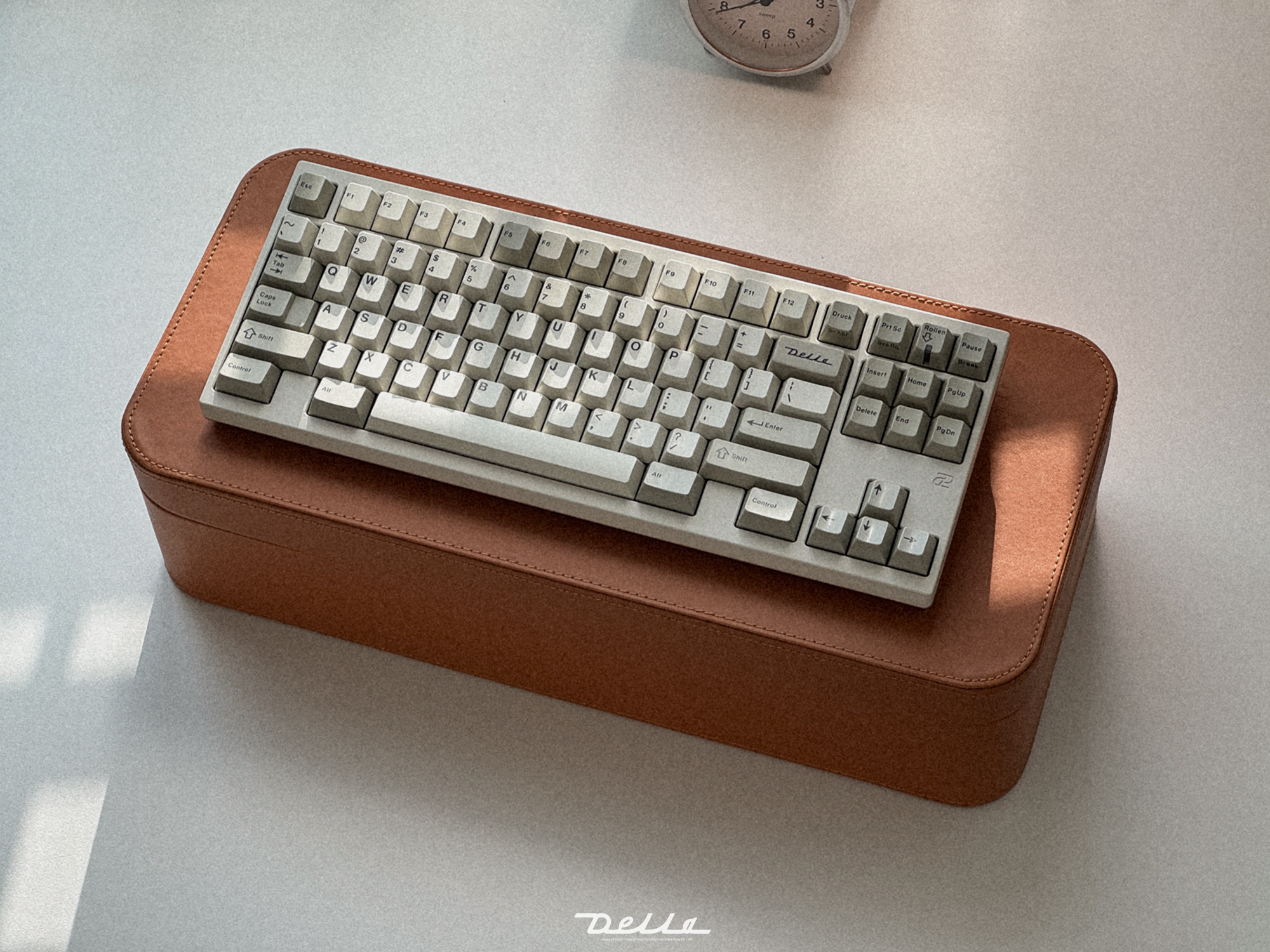 Della 960 - TKL F13 WKL - Inspiring Home Studio Photo '2025 02 04 'iPhone 15 image 22