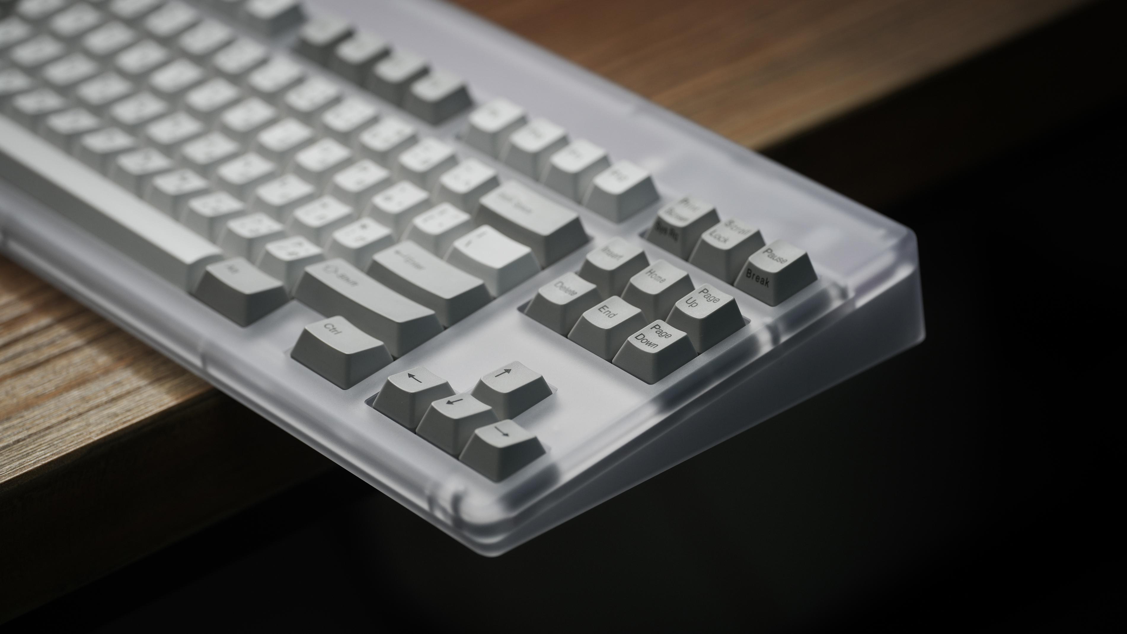 RF—8X by keyhub - A minimalist elegant housing for the Realforce R1 & R2 image 12