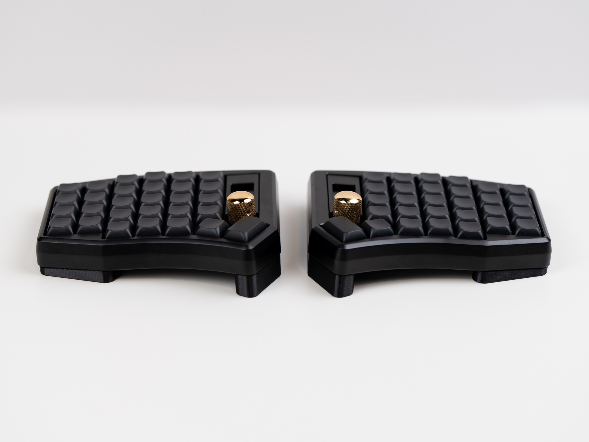 Link - Column-staggered split keyboard based on the Sofle58 v2 [Updated!] image 30