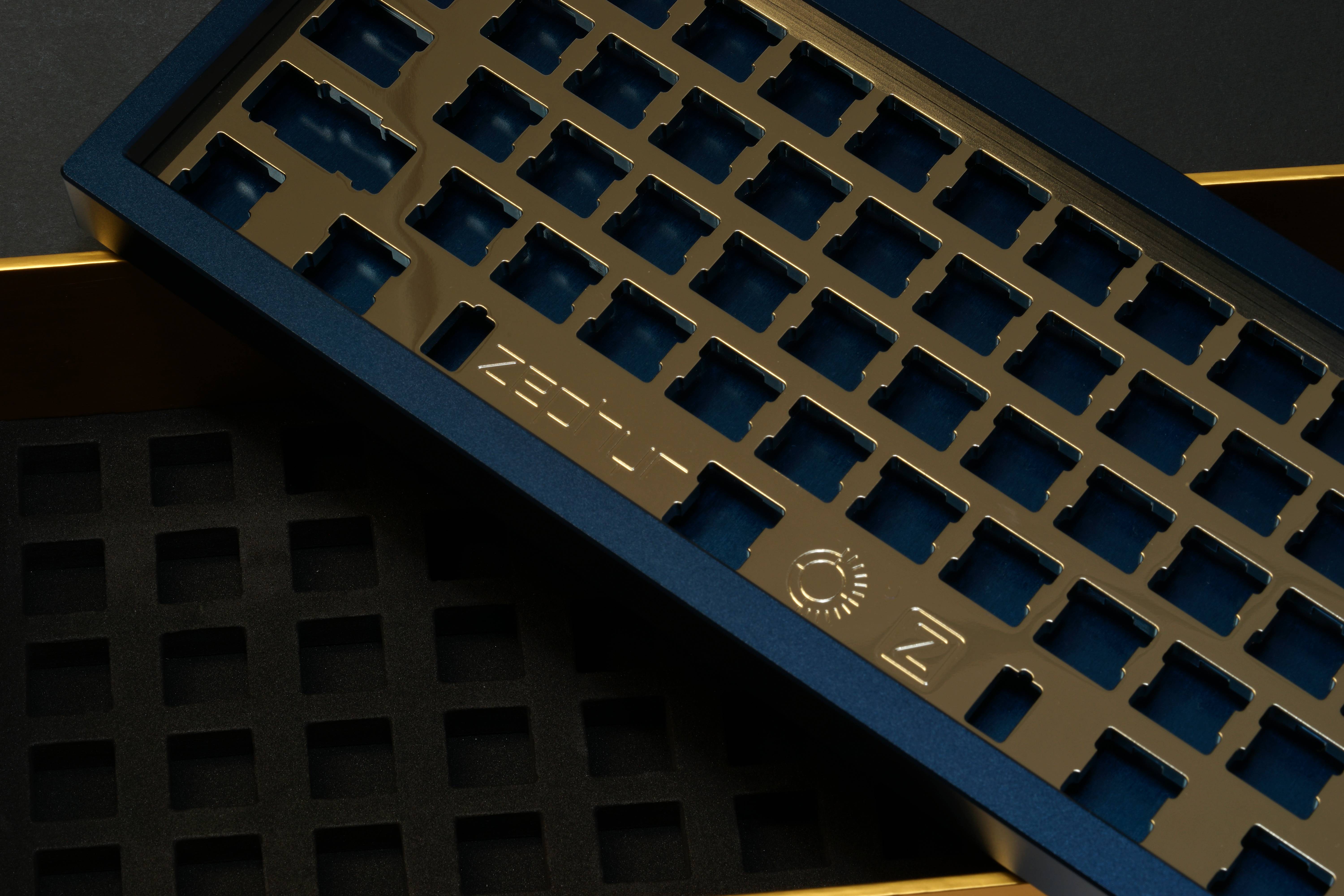 Zephyr 65% Custom RGB Keyboard Kit image 2