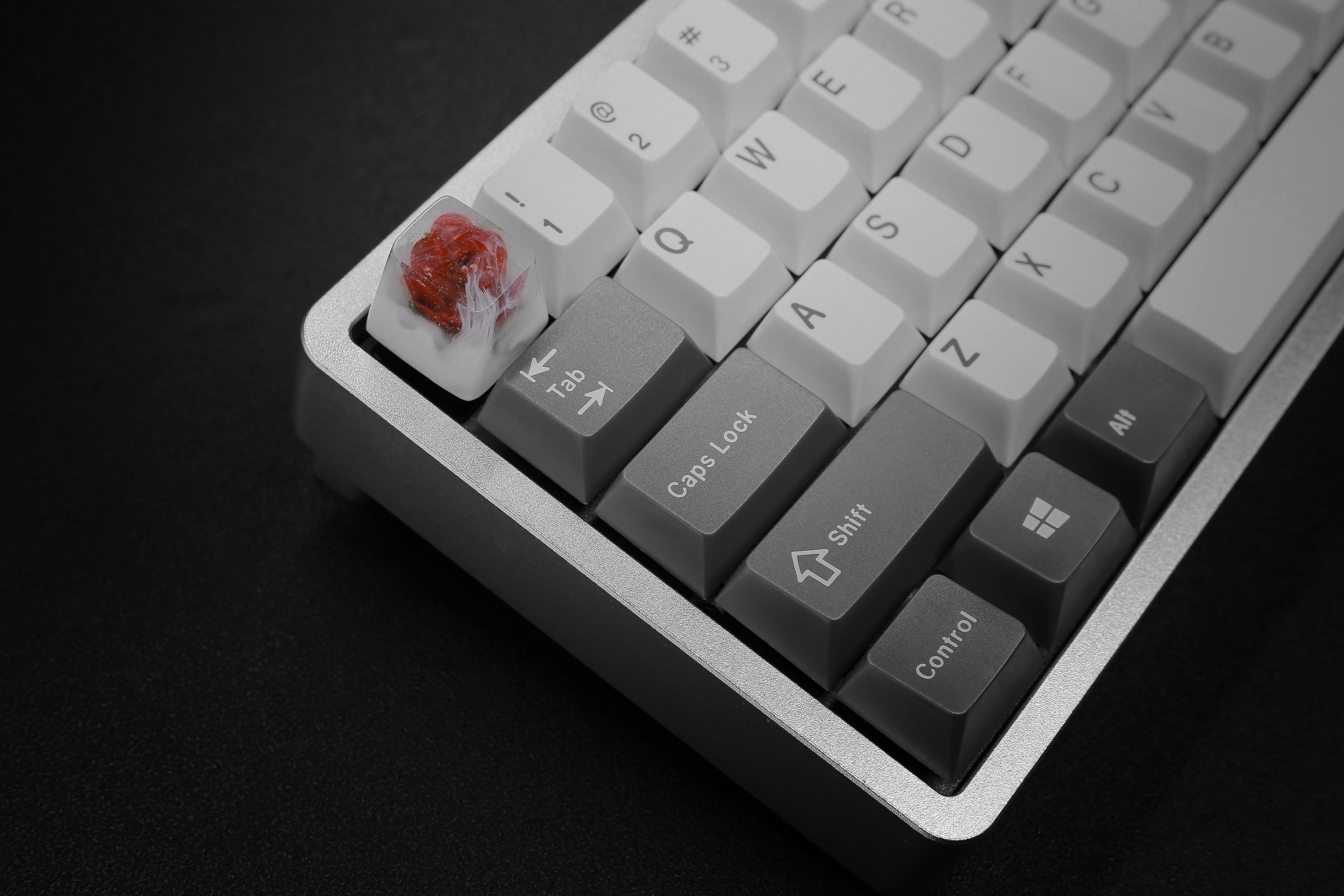 Artisan Rosa keycaps image 6