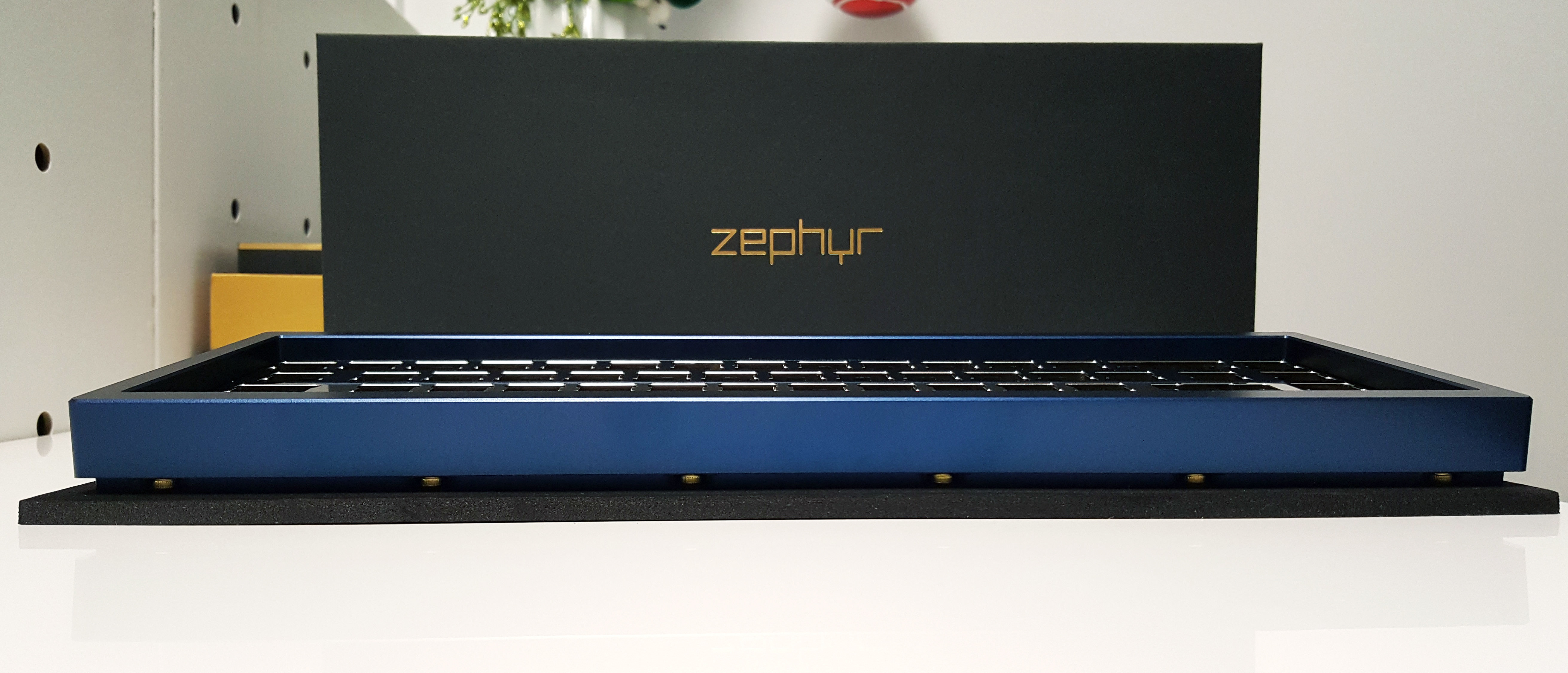Zephyr 65% Custom RGB Keyboard Kit image 19