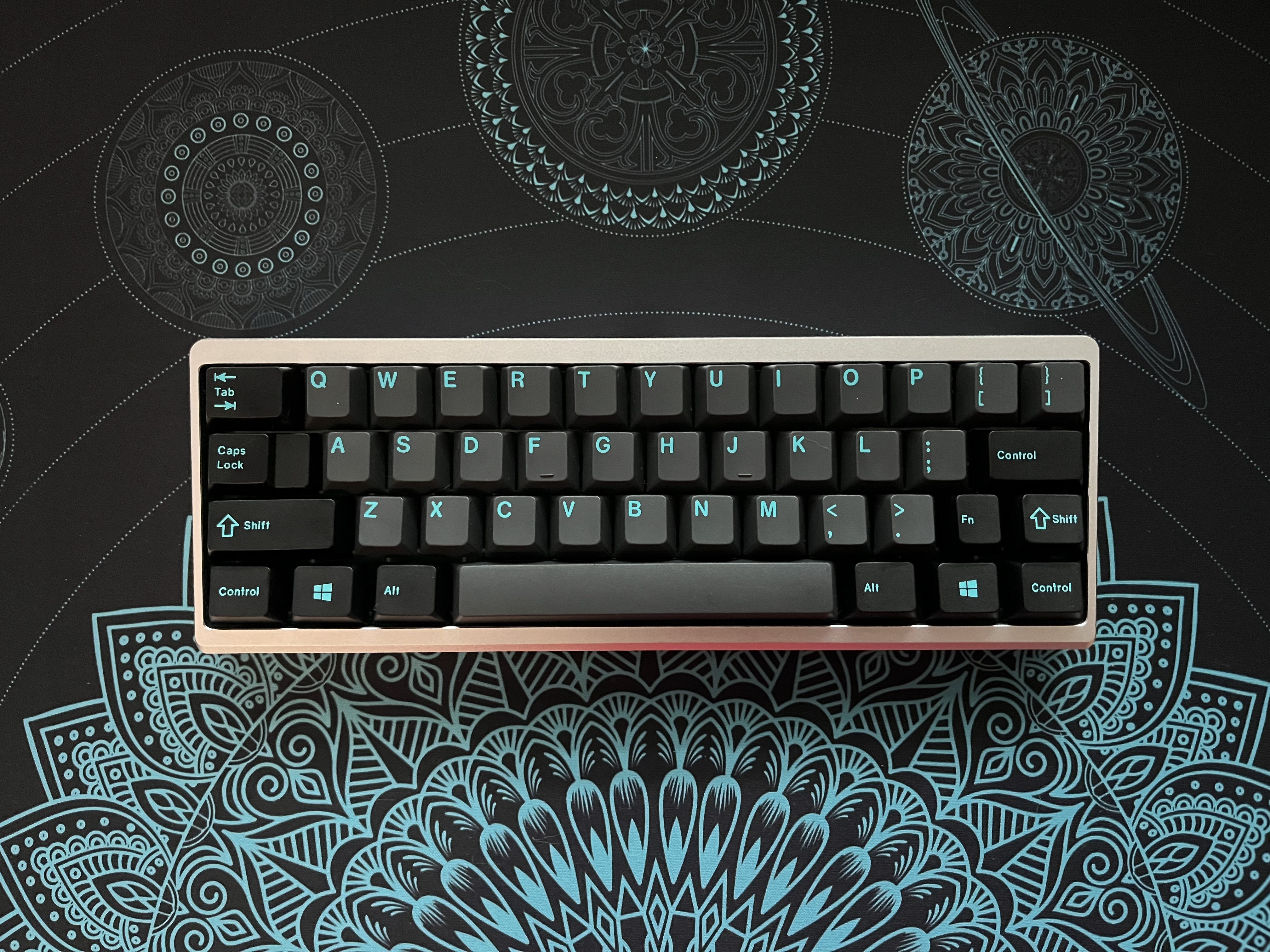 bully - a base-kit compatible 40% keyboard | some units shipping now! image 6