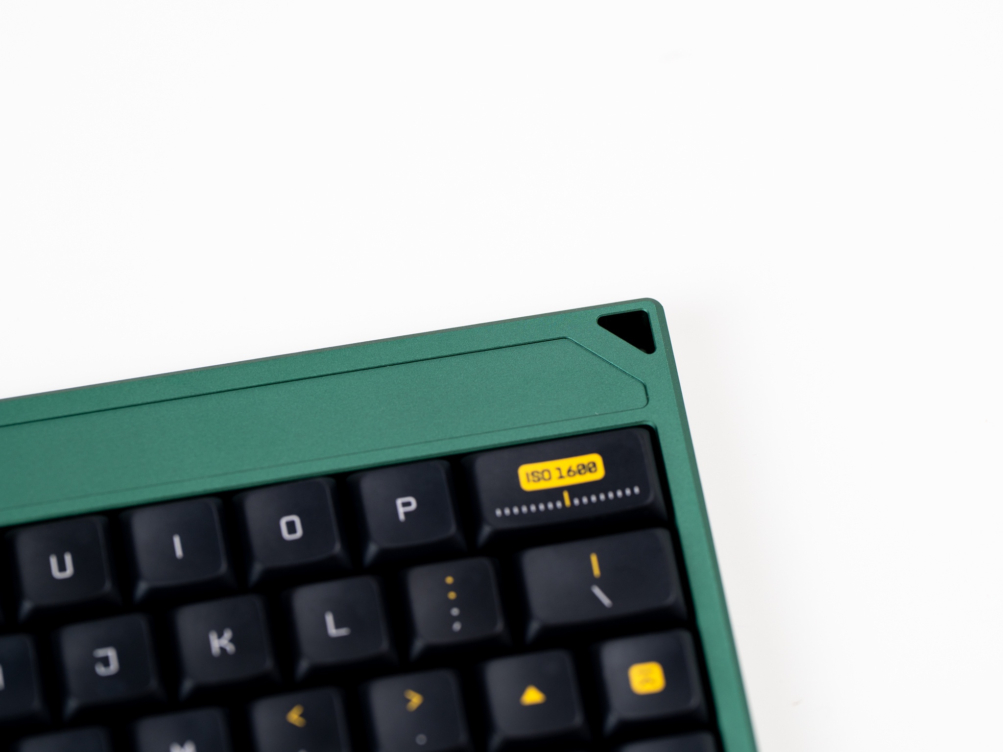 The Bullet Train - a Low Profile Wireless V4N4G0N layout board image 11