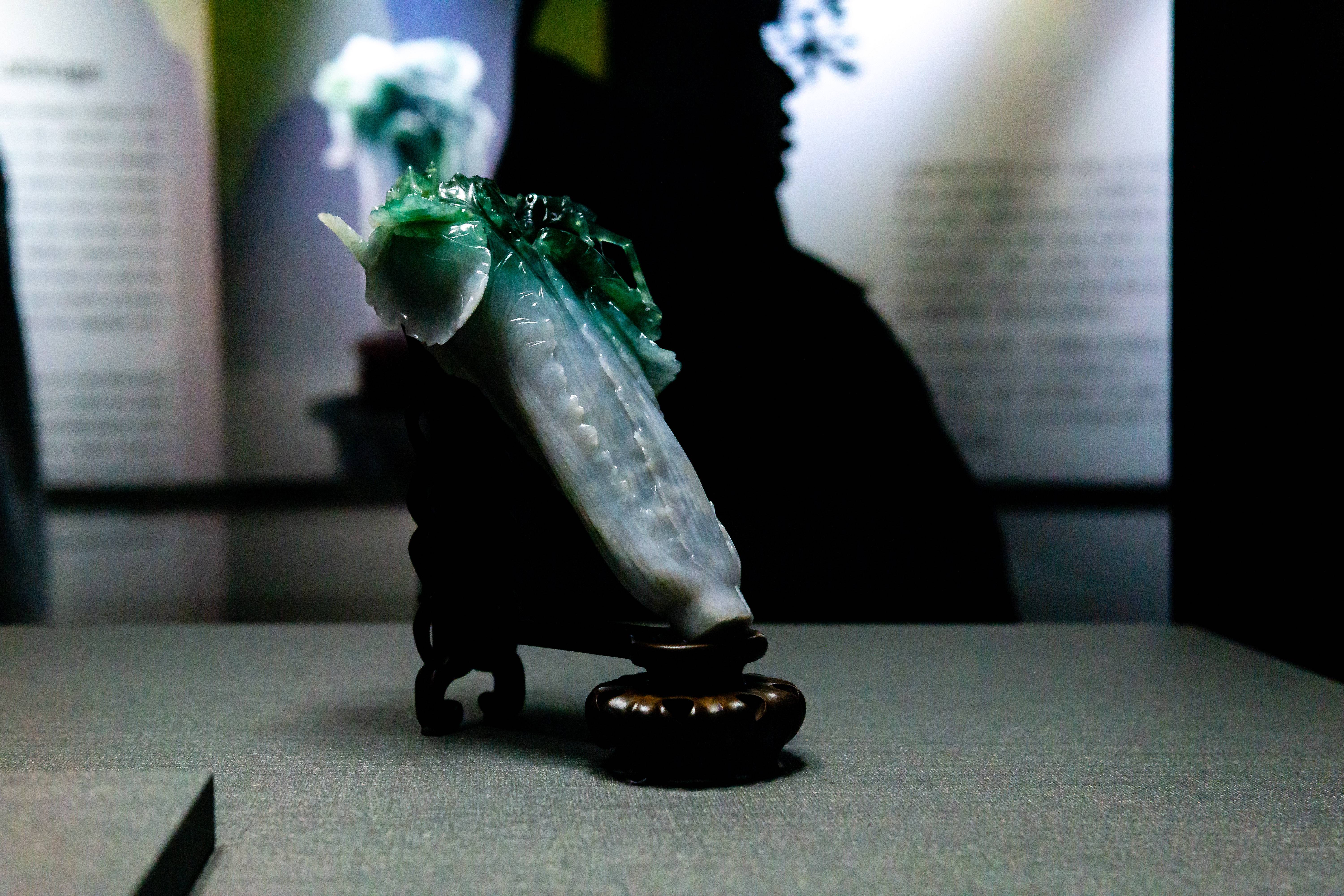 SA Jadeite - Shipping to you image 3