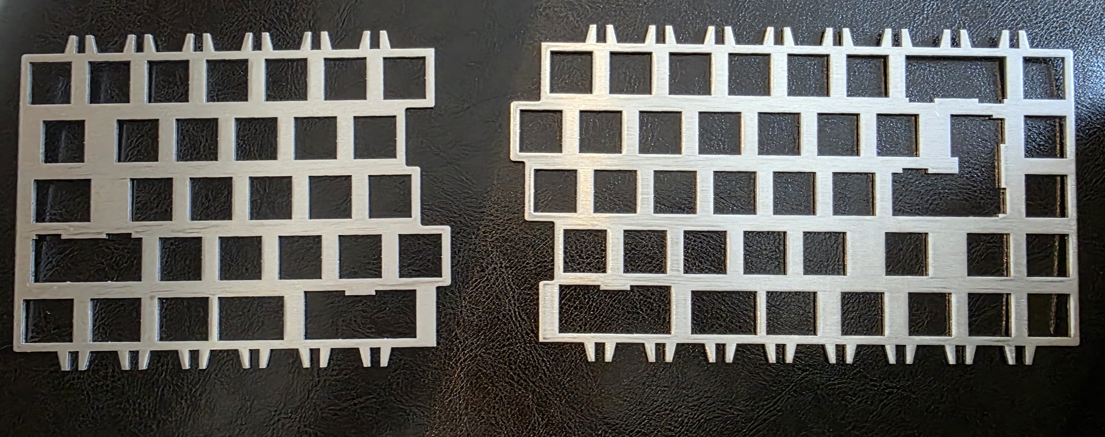 65X2 - A split, wireless, staggered 65 image 4