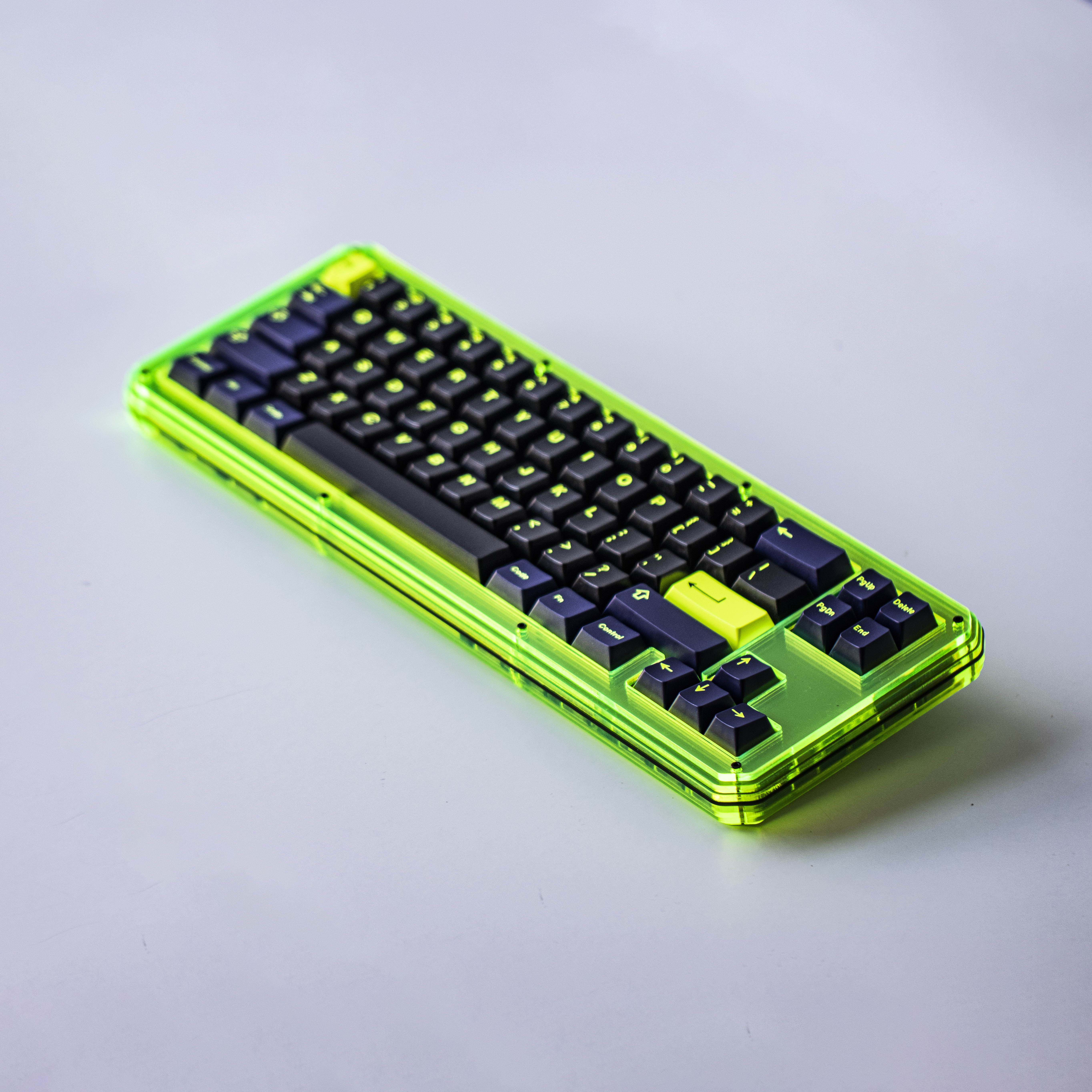 GMK Night Runner R2 - Completed image 25