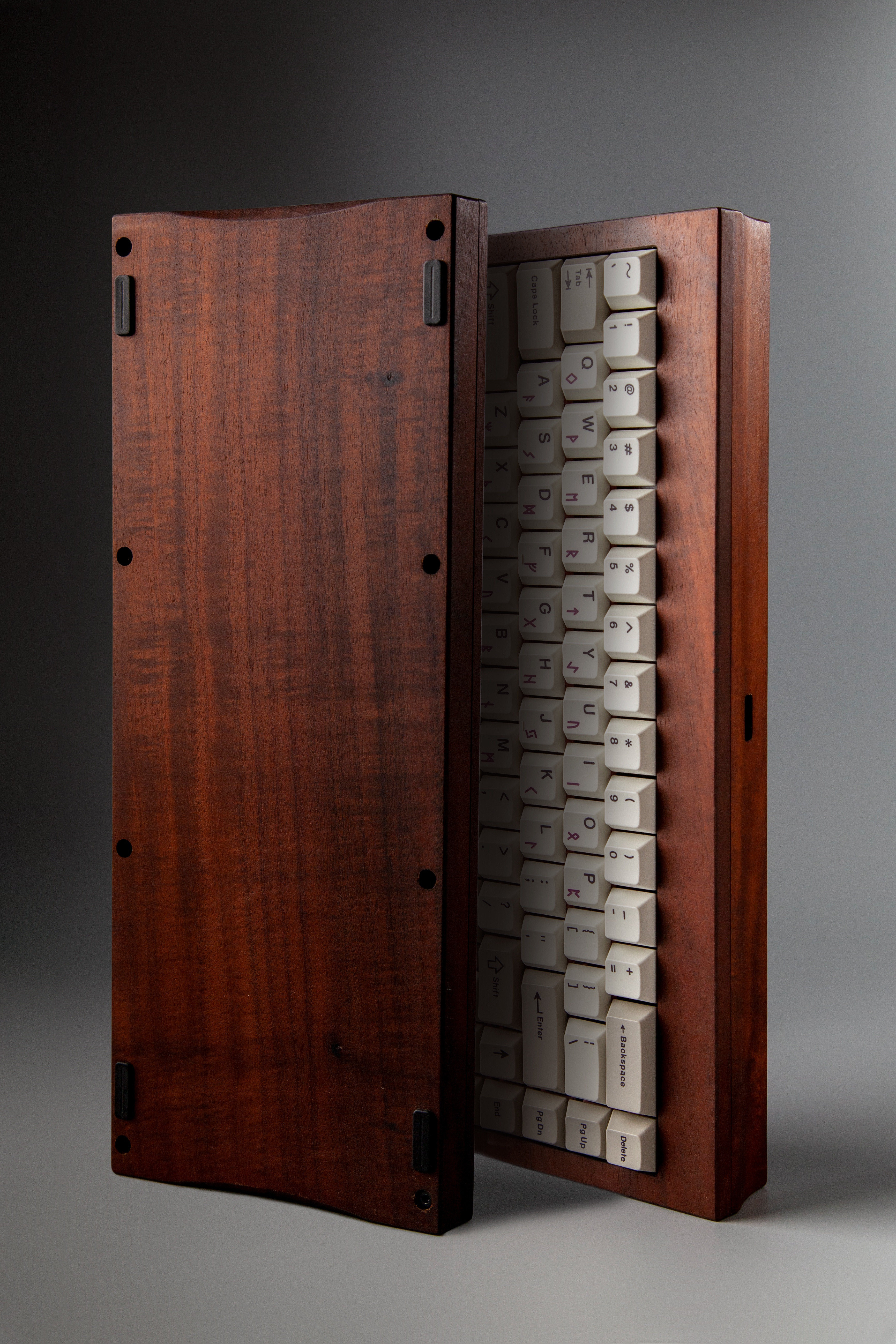 gwŷdd65 - Thermally Modified Wood Keyboard