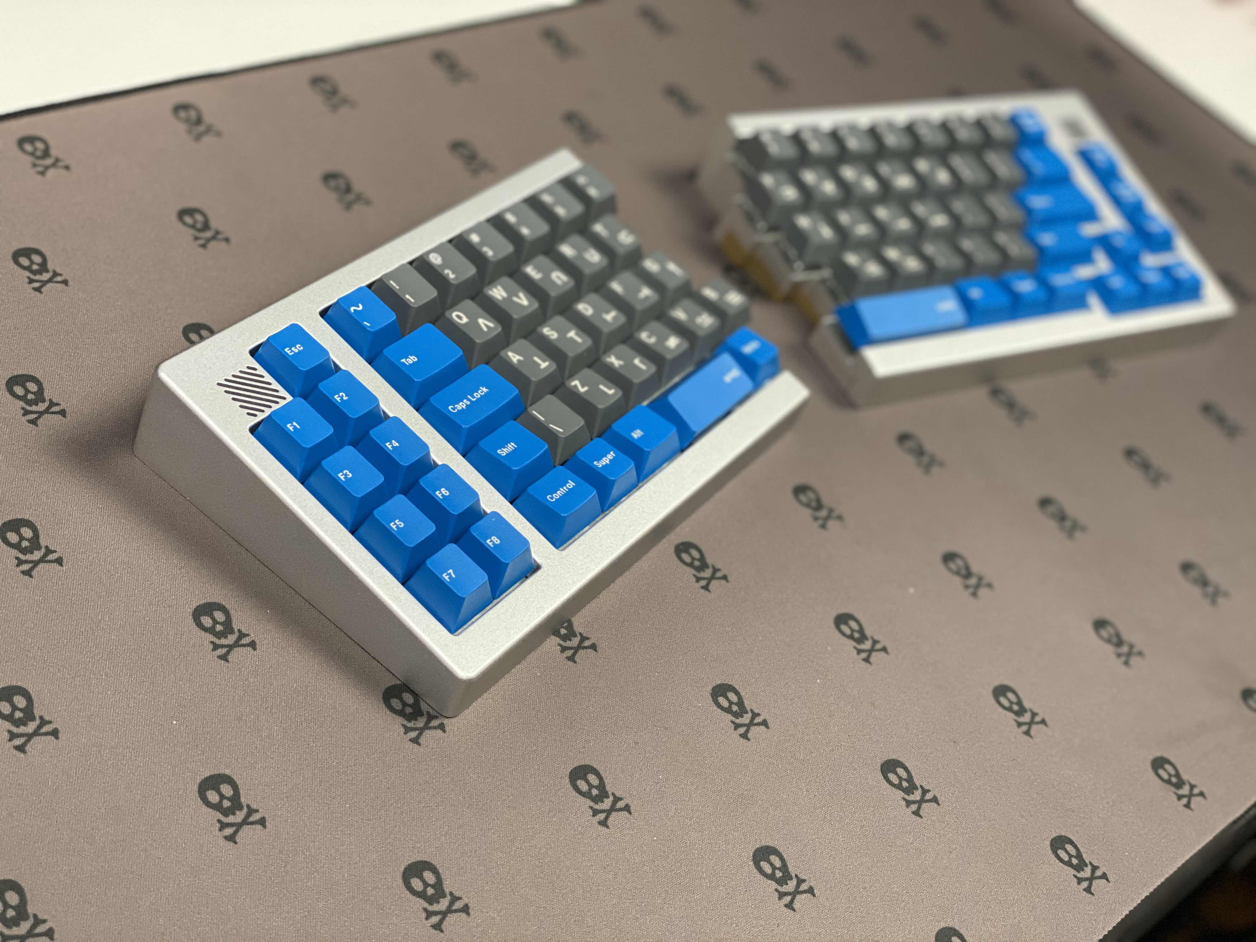 Doppelgänger - 65ish% Split + Macro Pad