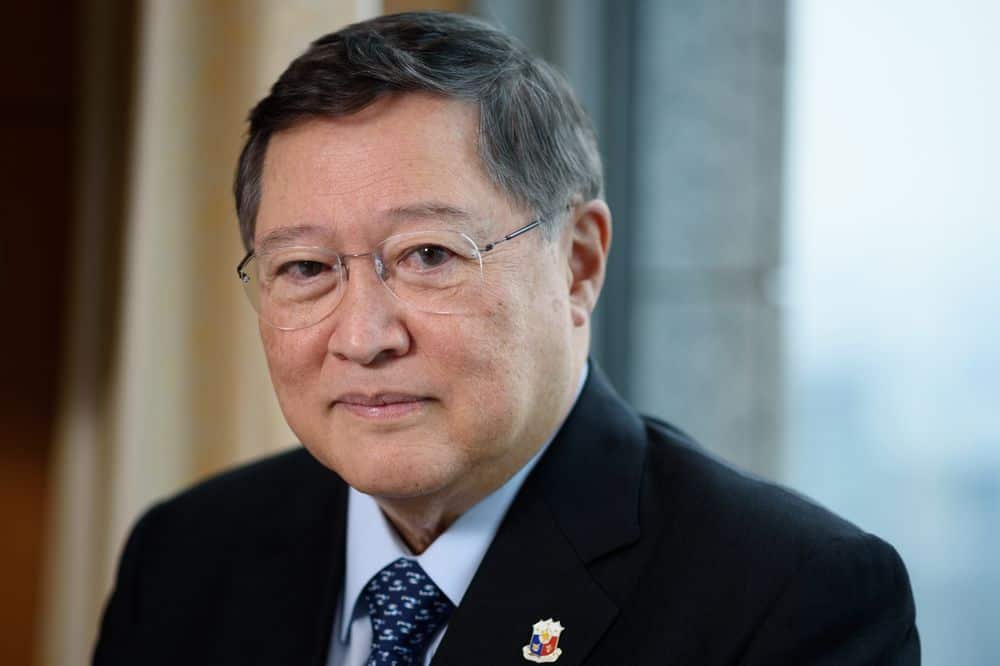 Finance Secretary Carlos Dominguez. Source: Bloomberg