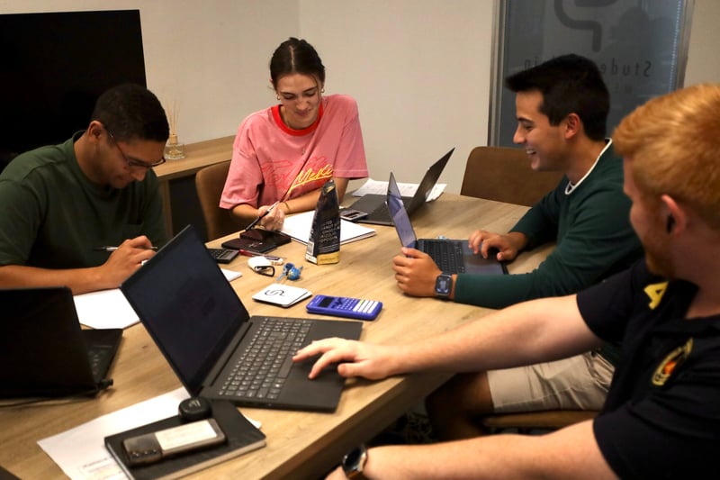 StudentePlein-kantoor bied die ideale studieruimte