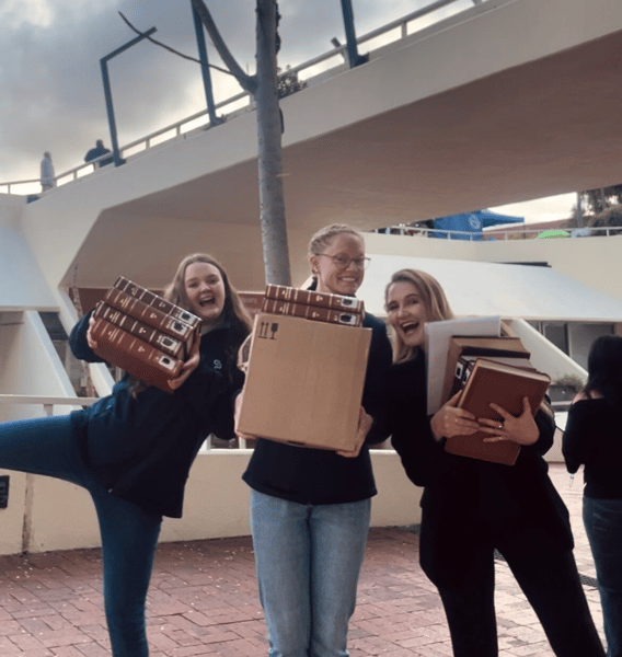 StudentePlein red waardevolle Africana van uitwissing