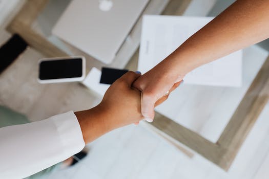 Understanding Work Visas and Permits As An Expat