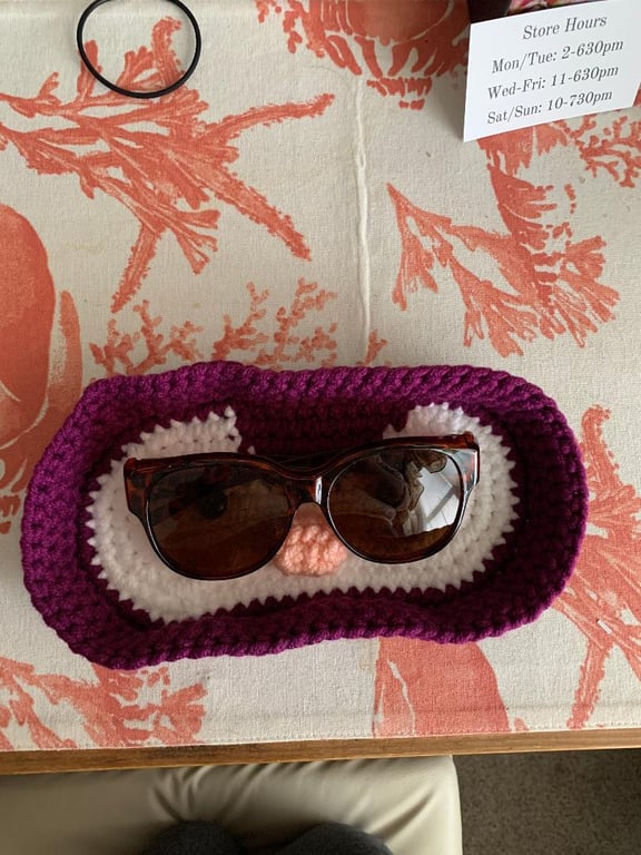Crochet Eye Glasses Holder