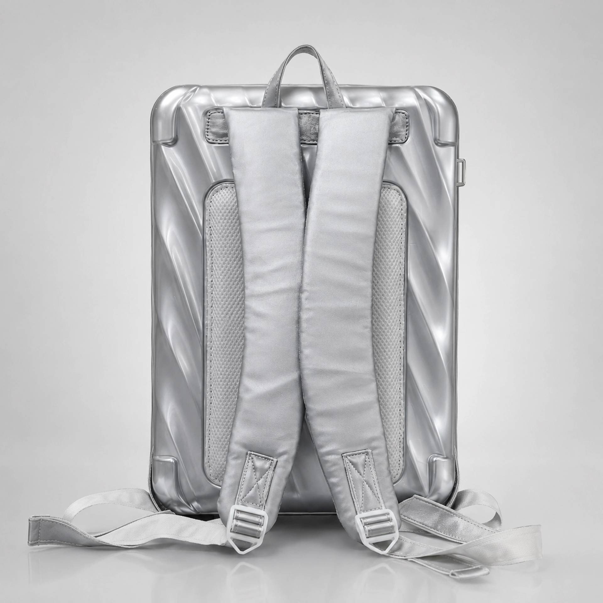 TitaniumEdge Backpack thumbnail 6