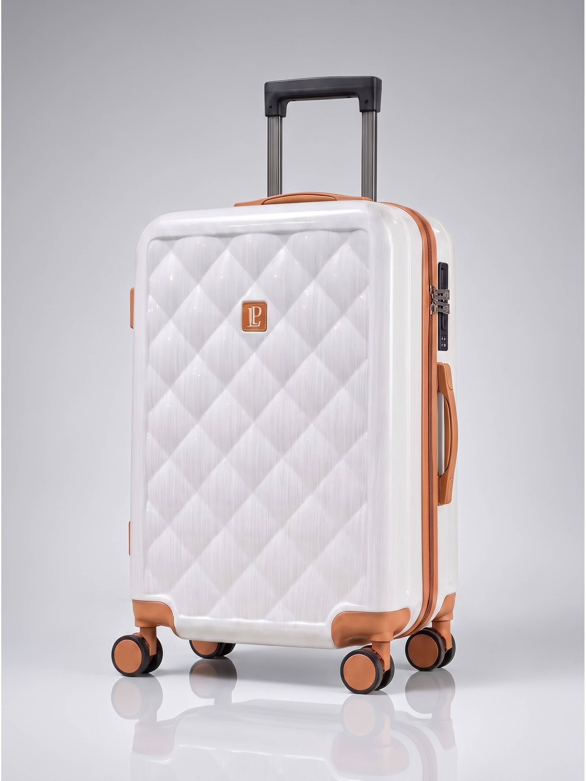 DiamondLux in Bold White