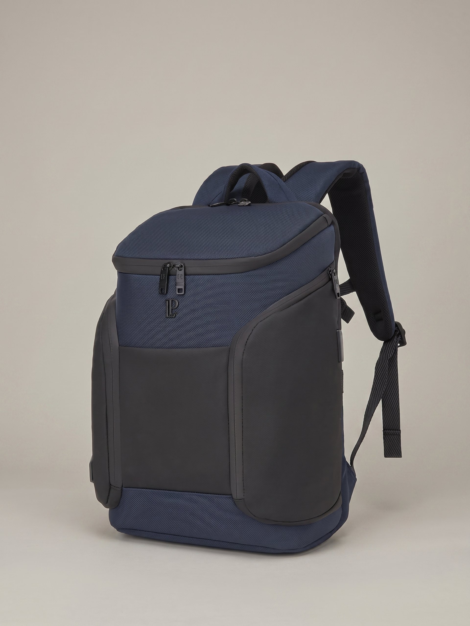 AeroVault Ergonomic Backpack, view 1