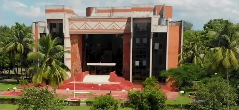 Flashback: IIM C Class of 1983 revisits campus