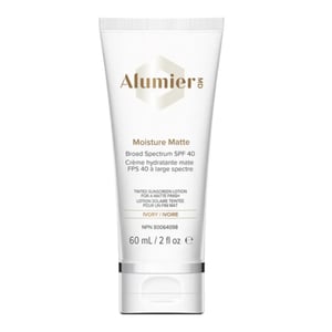 Alumier Moisture Matte veido kremas su atspalviu SPF30 Ivory