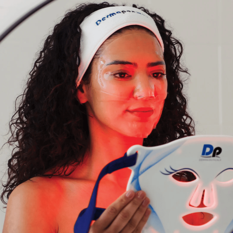 DermapenWorld Dermaceuticals LumaFuse lakštinė veido kaukė 1vnt