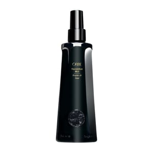 ORIBE Signature Foundation universalus plaukų modeliavimo purškiklis 200ml
