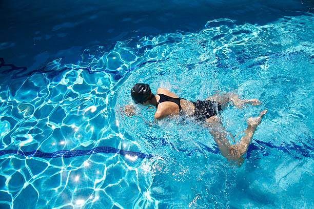 游泳優點減緩生理期疼痛