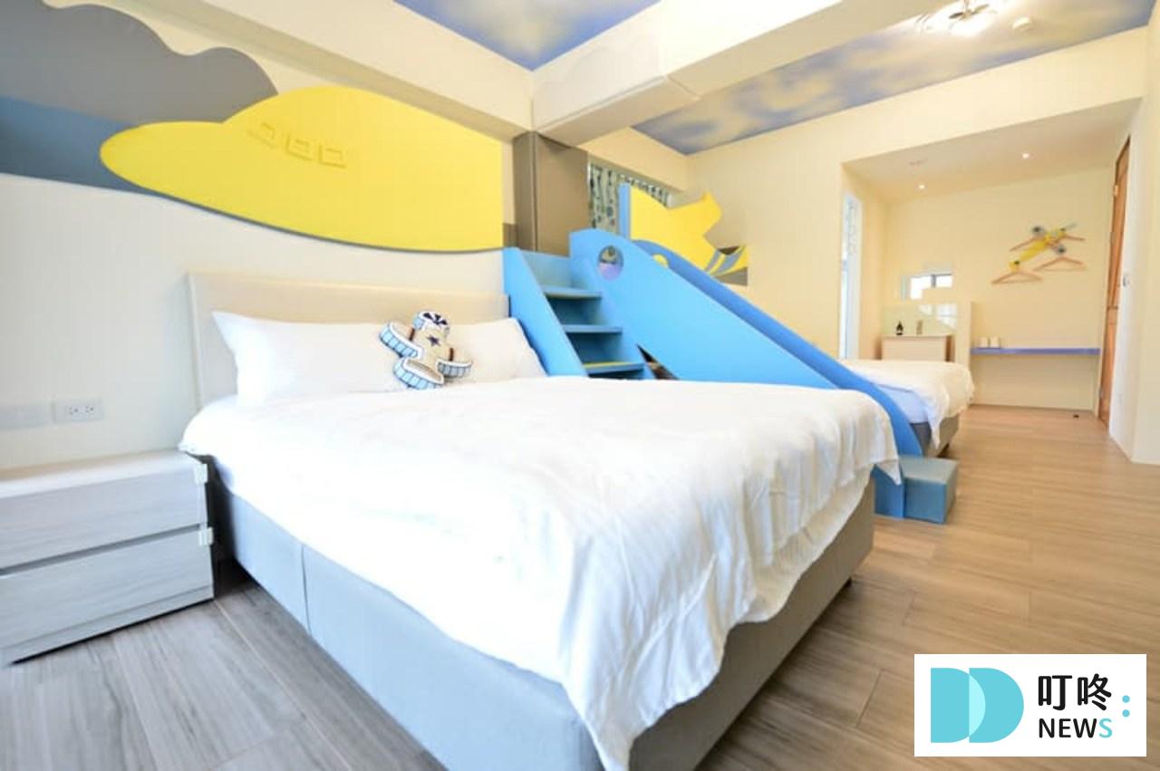 澎湖海洋派對親子民宿-主題家庭房內空間大又舒適，還設有溜滑梯