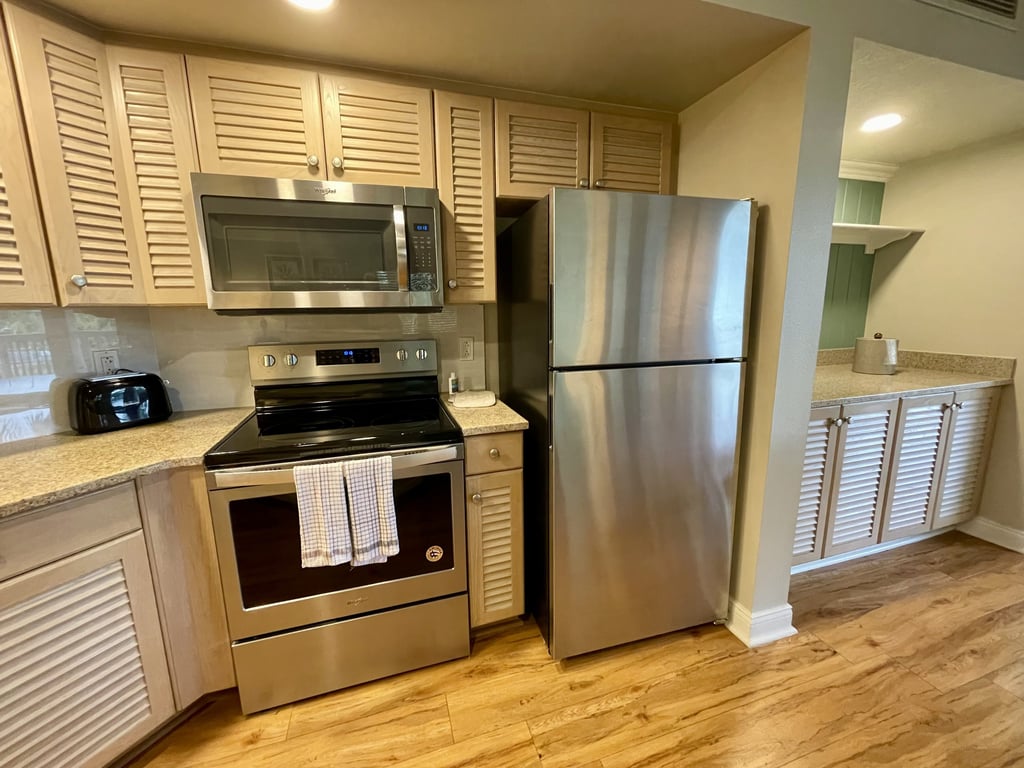Disney's Old Key West Resort - 1 Bedroom Villa Kitchen