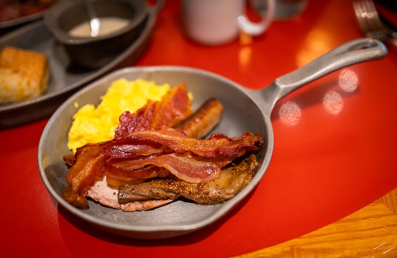 Whispering Canyon Cafe