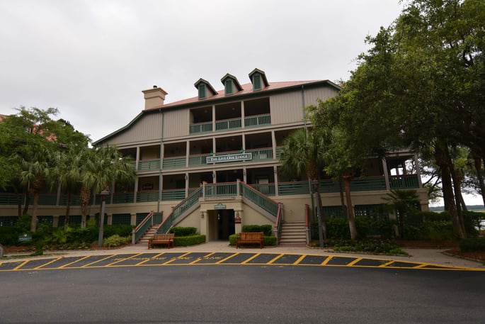 View of the Live Oak Lodge from the front of the building