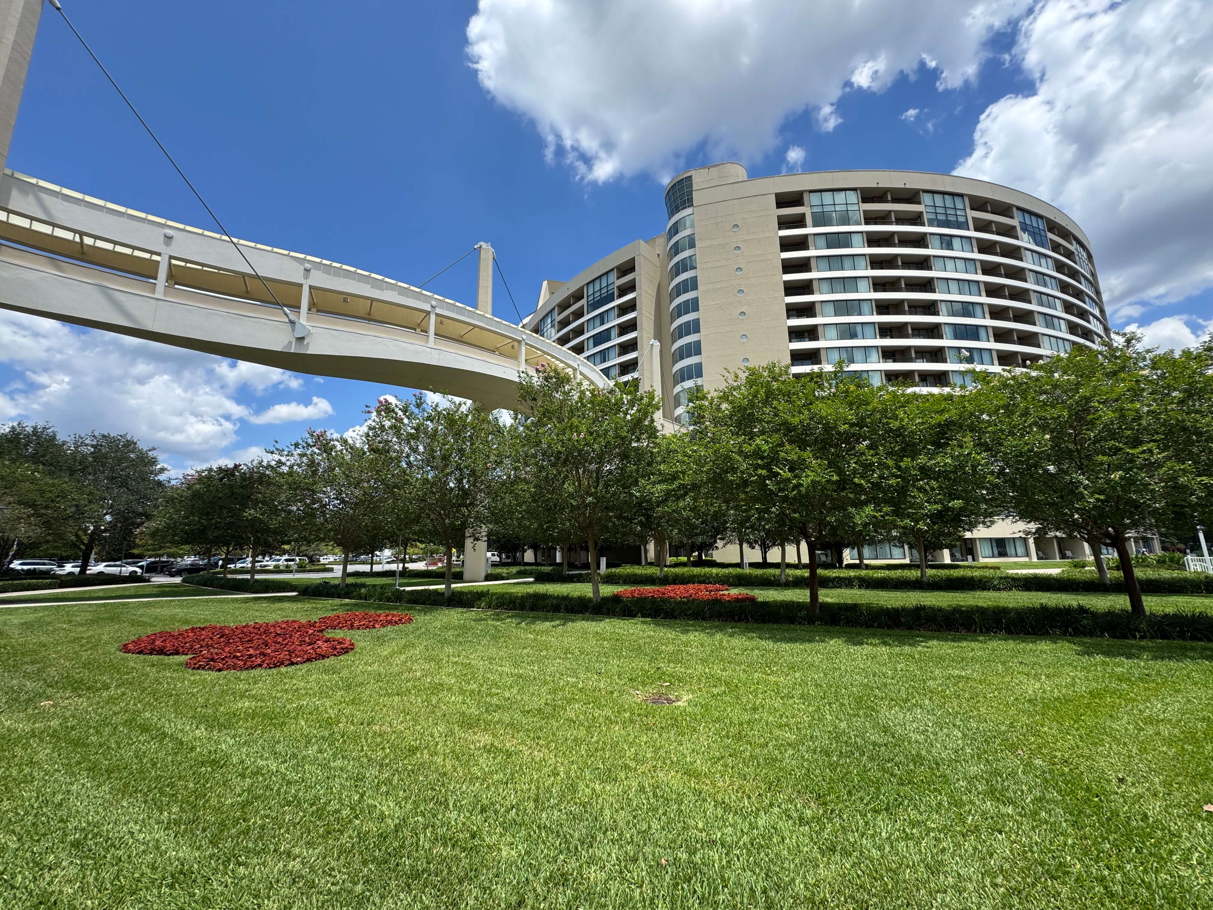 Bay Lake Tower - Exterior