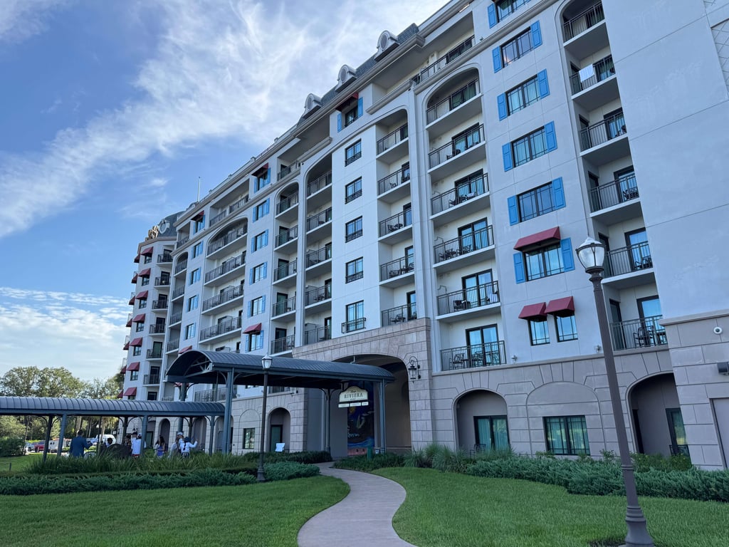Riviera Resort Exterior