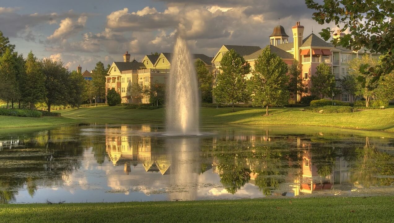 Disney's Saratoga Springs Resort & Spa