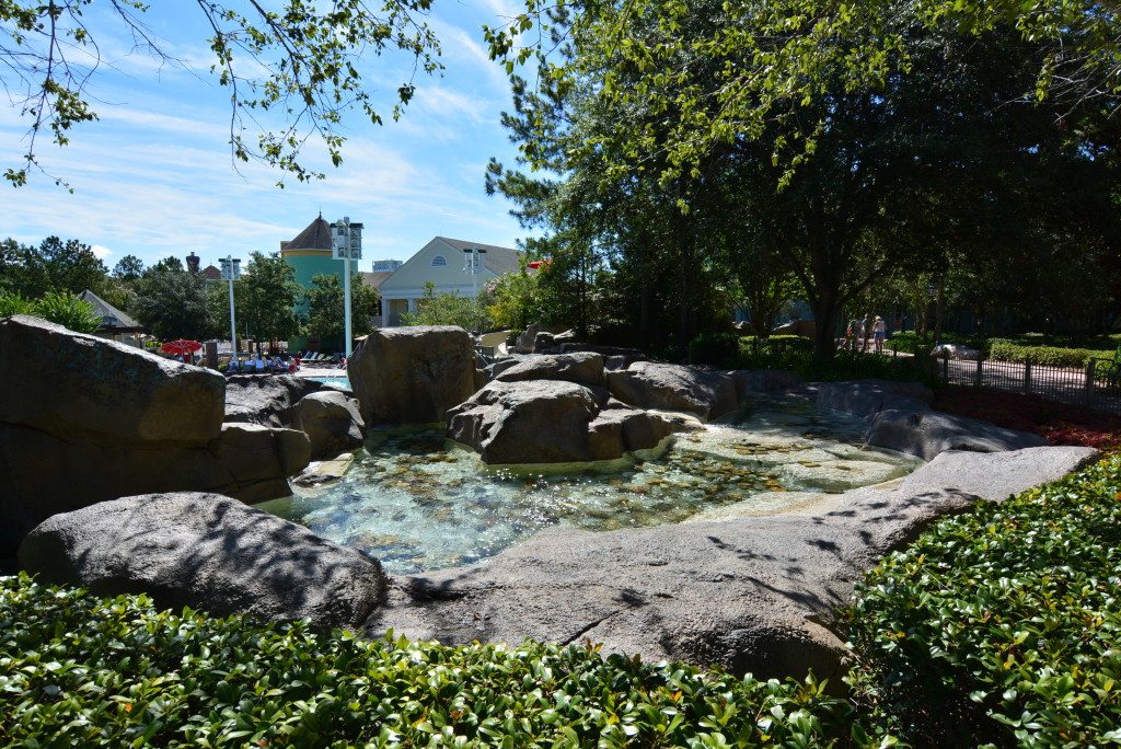 saratoga-springs-pool