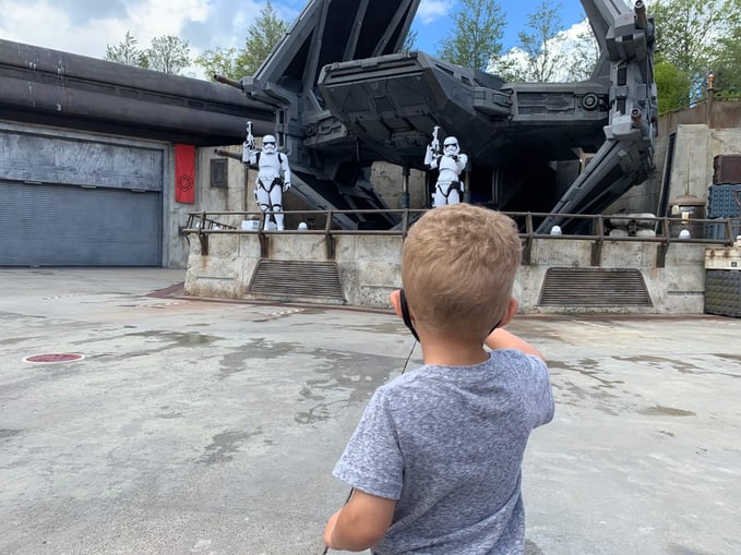 Storm troopers and fan at Galaxy's Edge in Disney World