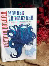 Iamgen de la entrada Morder la manzana es una estupenda introducción al feminismo contemporáneo 