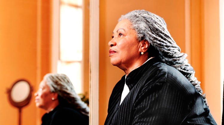 Imágen destacada - GirlPower: Autoras femeninas que cambiaron al mundo.