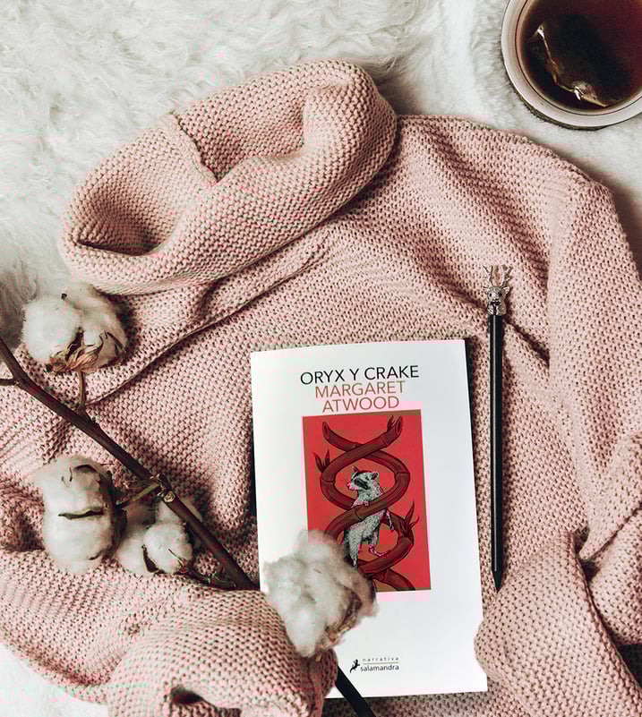 Imágen destacada - Oryx y crake, reseña de la obra anticapitalista de Atwood 