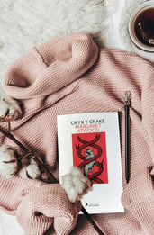 Oryx y crake, reseña de la obra anticapitalista de Atwood 