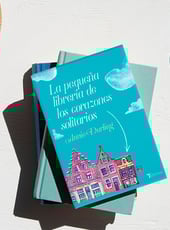 Iamgen de la entrada La pequeña librería de los corazones solitarios, crítica de una novela romántica para un rato entretenido
