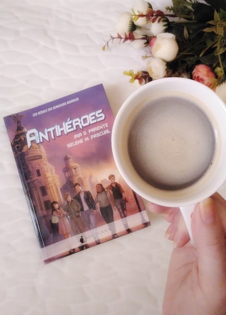 Imágen destacada - Reseña de Antihéroes, la novela que se convertirá en serie