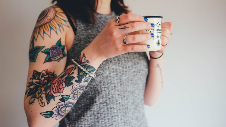 Imágen destacada - 25 increíbles tatuajes inspirados en libros