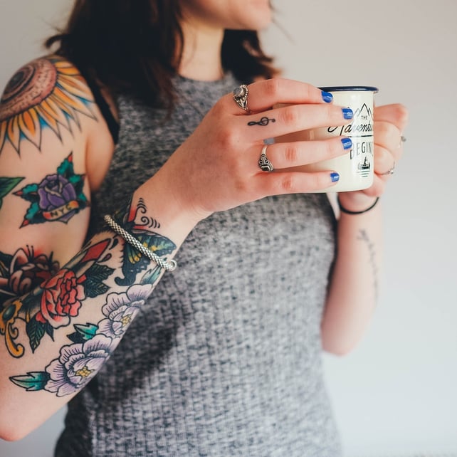 Imágen destacada - 25 increíbles tatuajes inspirados en libros